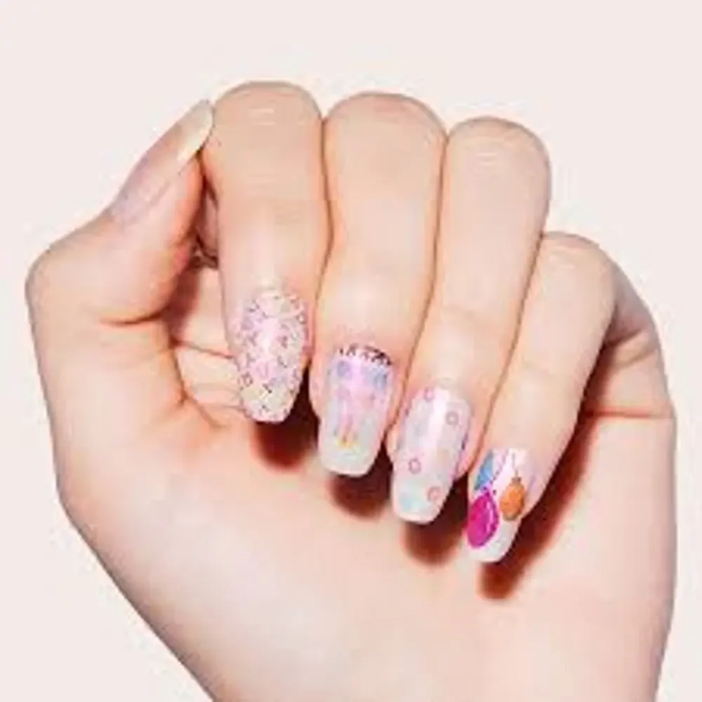 Color Street‎ Nail Polish Strips Birthday Wishes Accent Pack